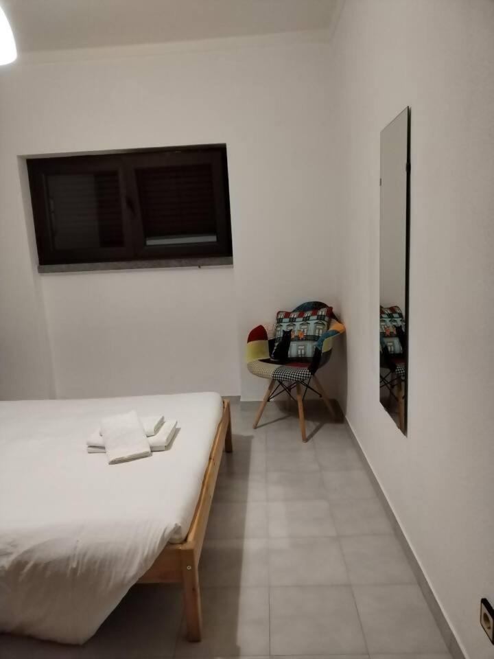 Ip5 Chivas Beach House Ferrel  Exterior photo